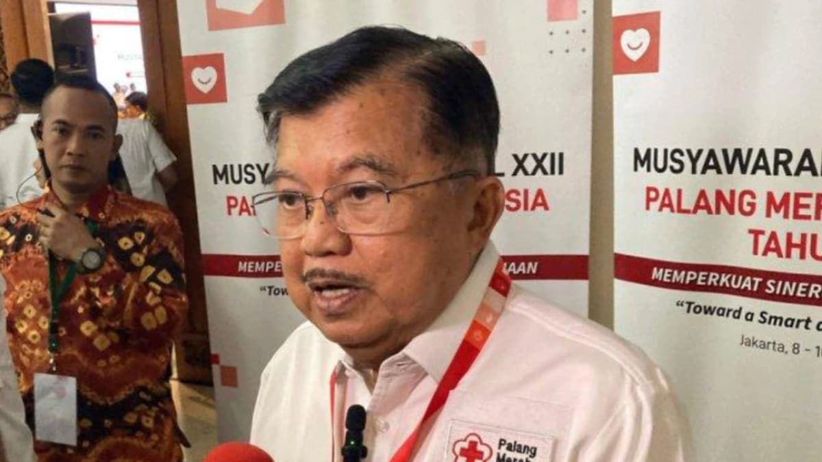 Ketua PMI periode 2019-2024 Jusuf Kalla menghadiri Munas ke-22 PMI, di Hotel Grand Sahid, Jakarta Pusat, Senin (9/12/2024) (Foto: Kumparan) 